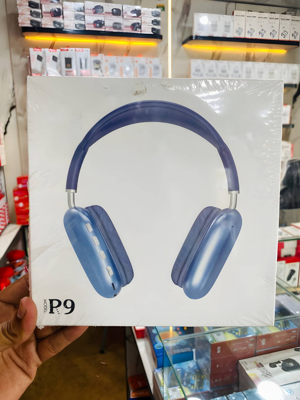 P9 Wireless Bluetooth Headphones with HiFi Stereo & FM Radio
